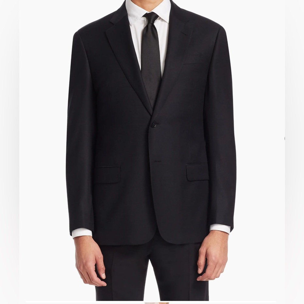 NWOT Armani Collezioni Black Suit Modern Tailored Fit - Size 52